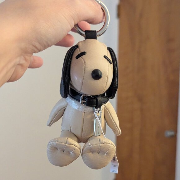 Coach x Peanuts Snoopy Limited Edition Charm - Picture 2 of 6